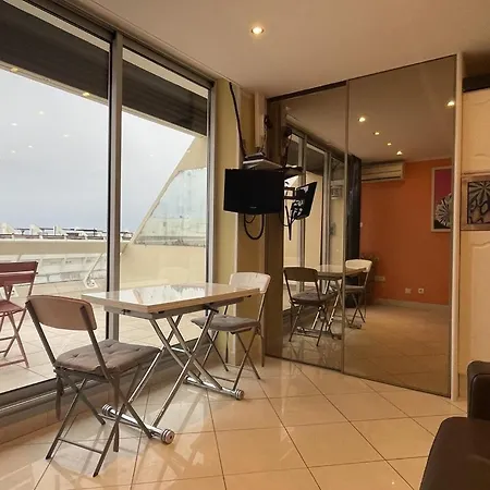 Sunny Héliopolis D 16 - Luxe - 2 Personnes Appartement *