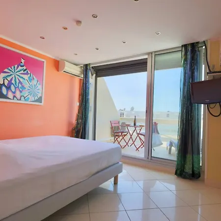 Sunny Héliopolis D 16 - Luxe - 2 Personnes * Agde