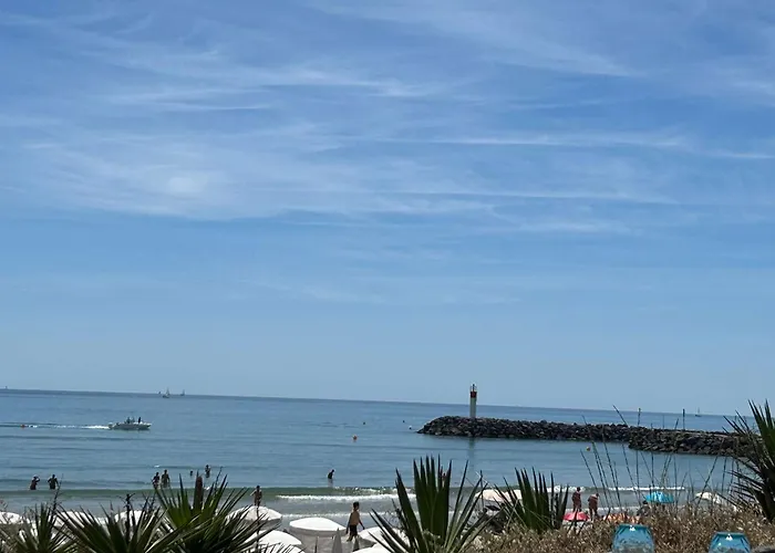 Sunny Héliopolis D 16 - Luxe - 2 Personnes Agde